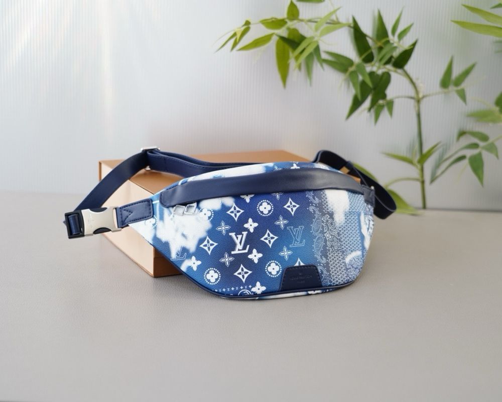 Барсетка Бананки Louis Vuttion LV из кожи видов 10