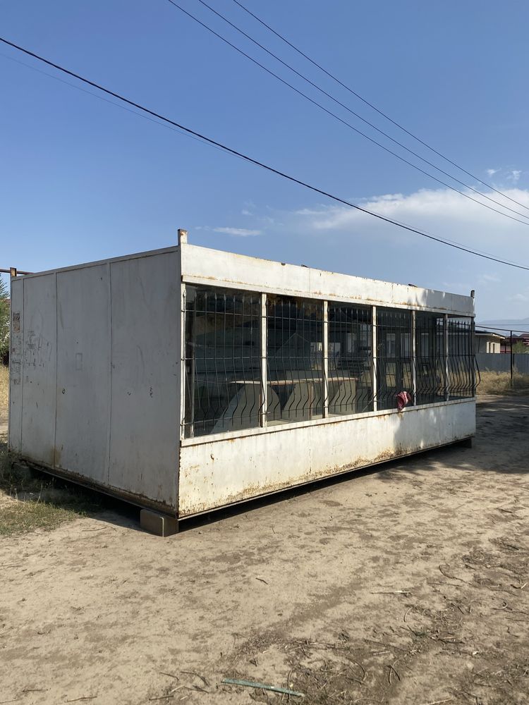 Продам контейнер под магазин можно