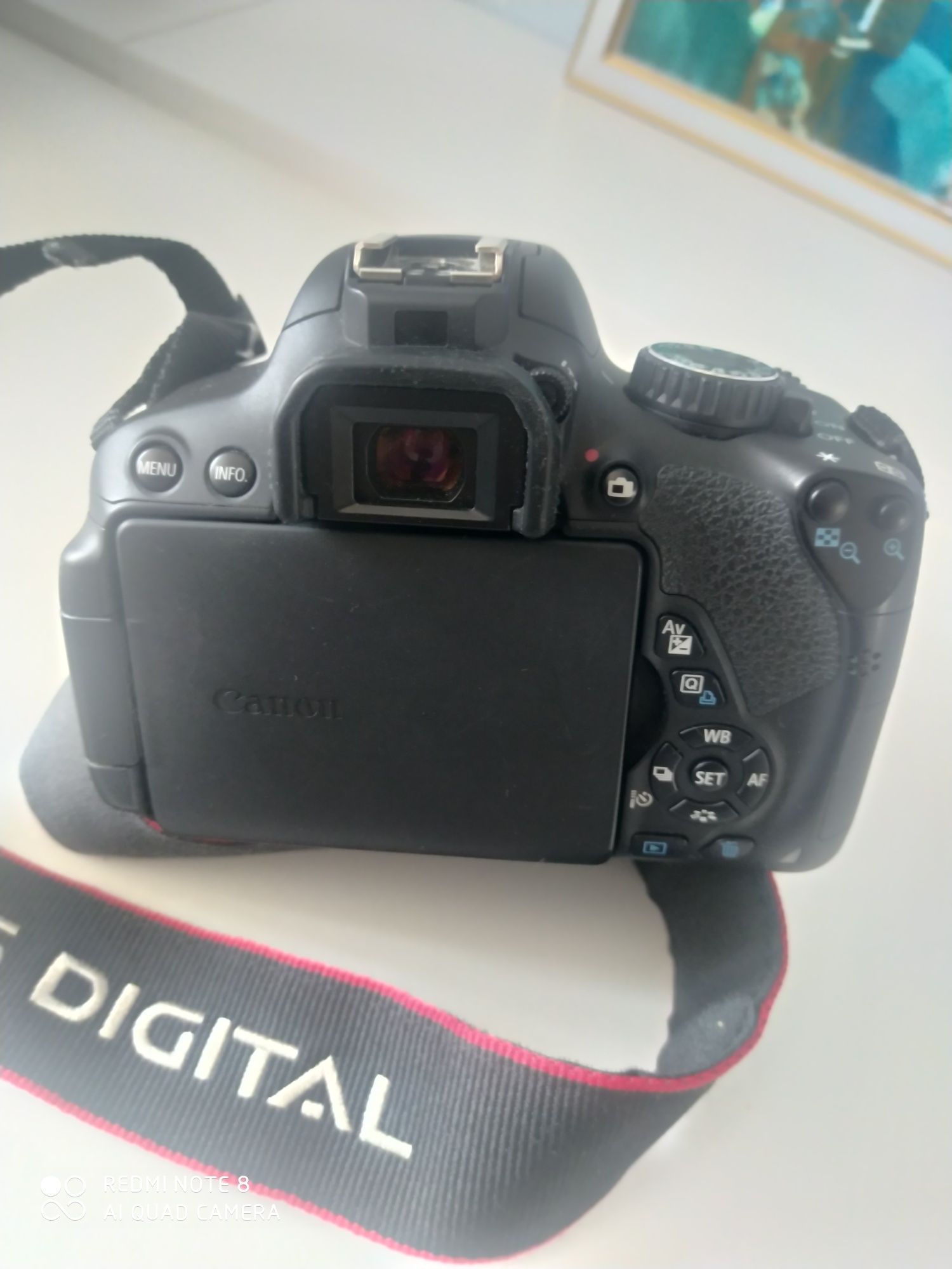 Продам Canon 650d