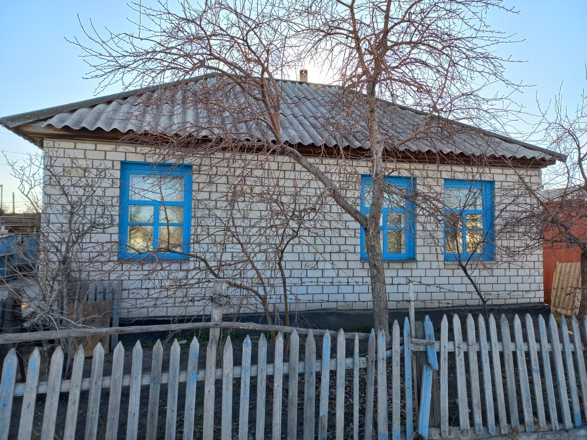 Продам дом в п.Ленинский