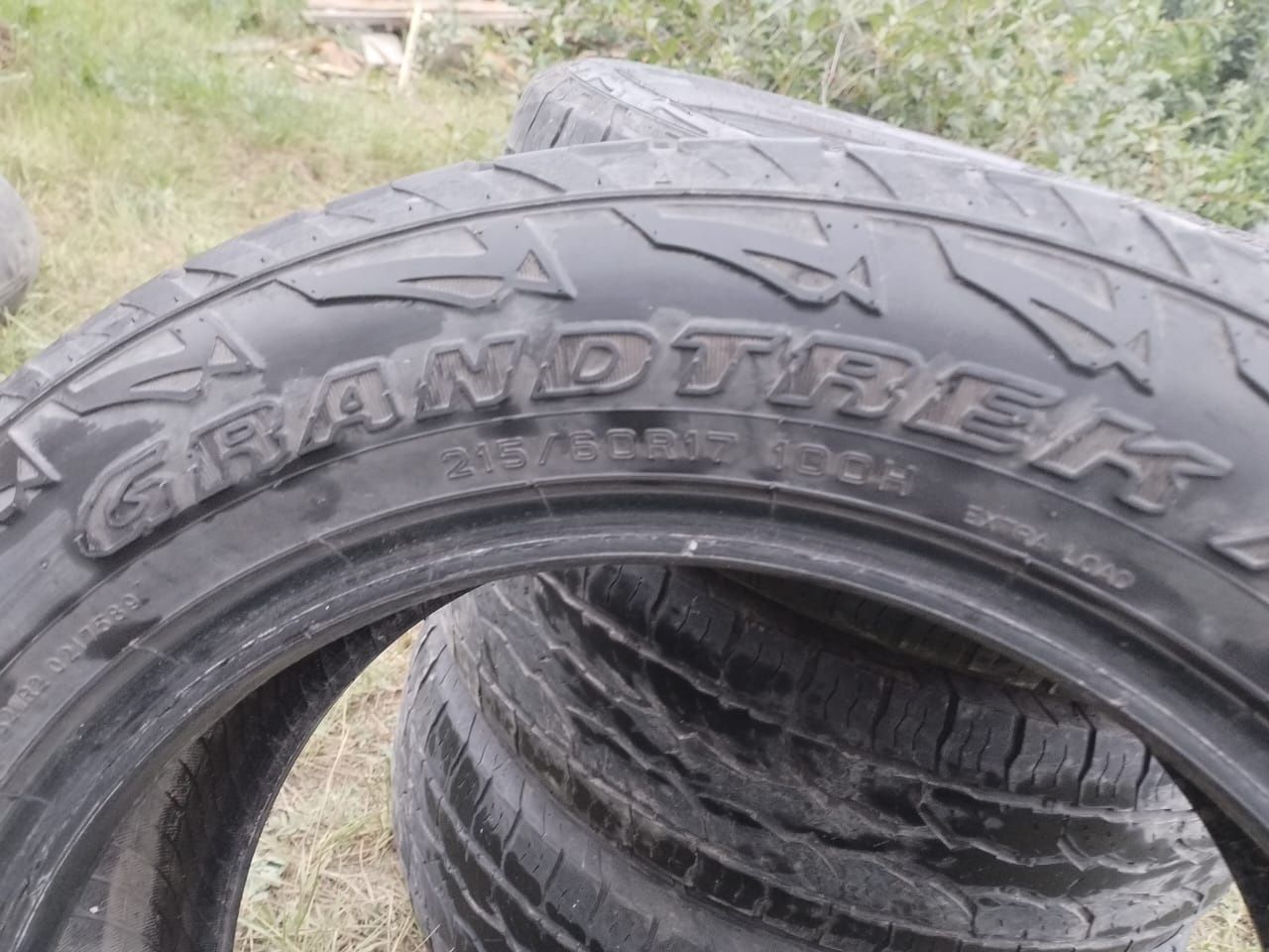 Срочно продам шины летние в комплекте