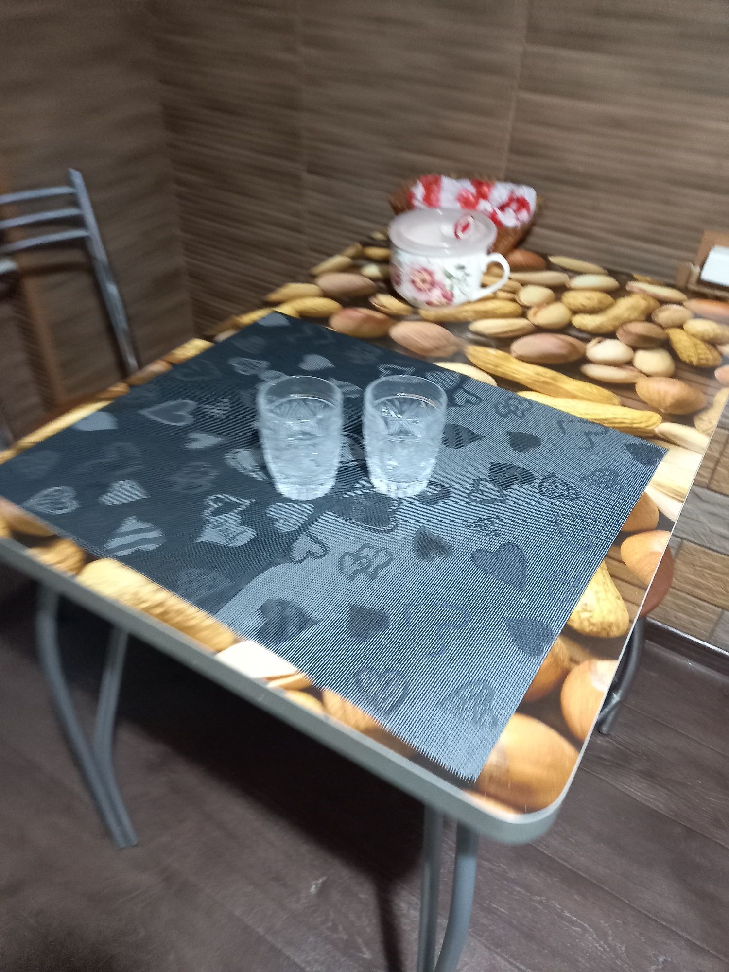Продаю хрустальные стаканы