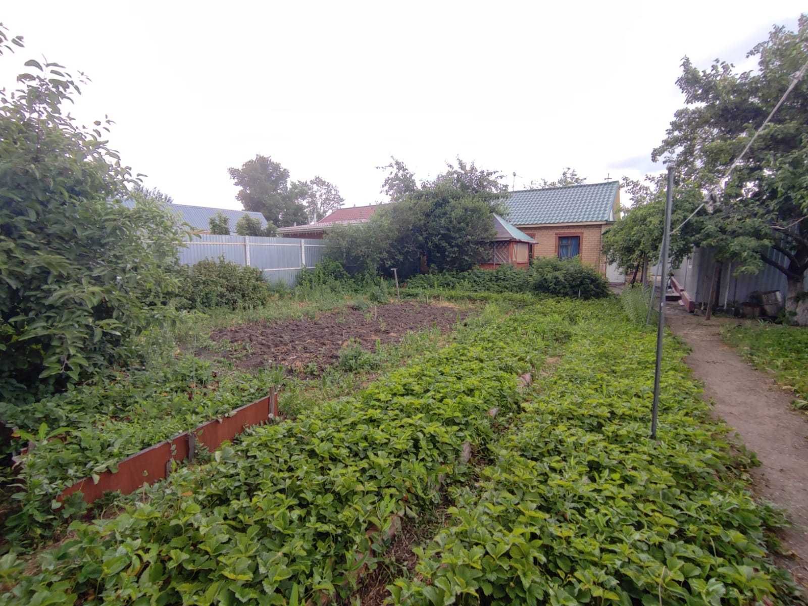 Продам 8 ком дом, район Софии!