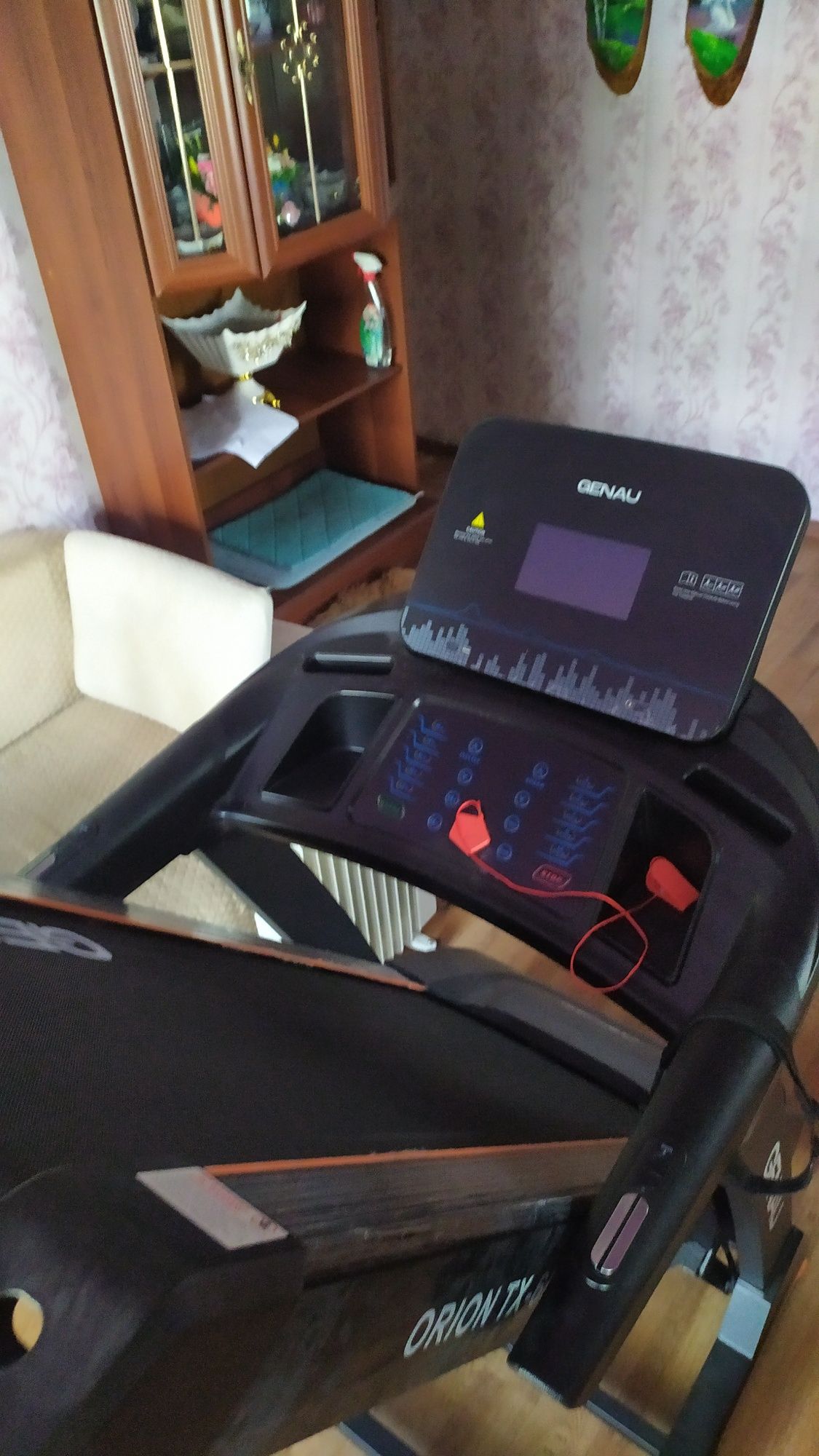 Беговая дорожка Genau orion TX-65S.