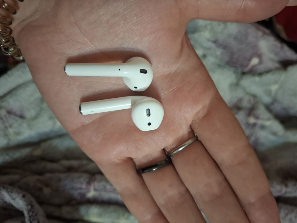 Продам airpods#1