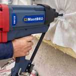 Газовый монтажный пистолет для зонтов 30-200мм | MastBRO BW200