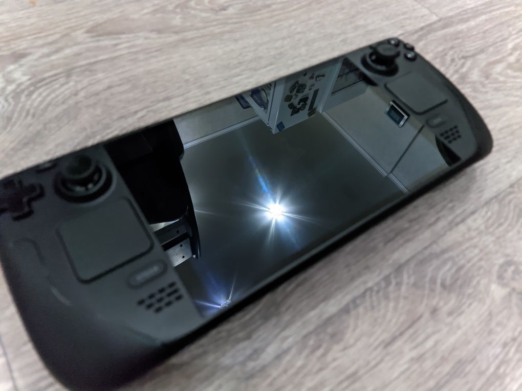 Продам консоль Steam Deck OLED