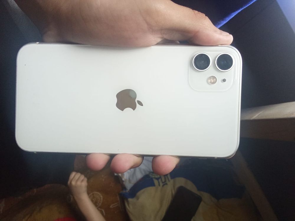 iPhone11 продается