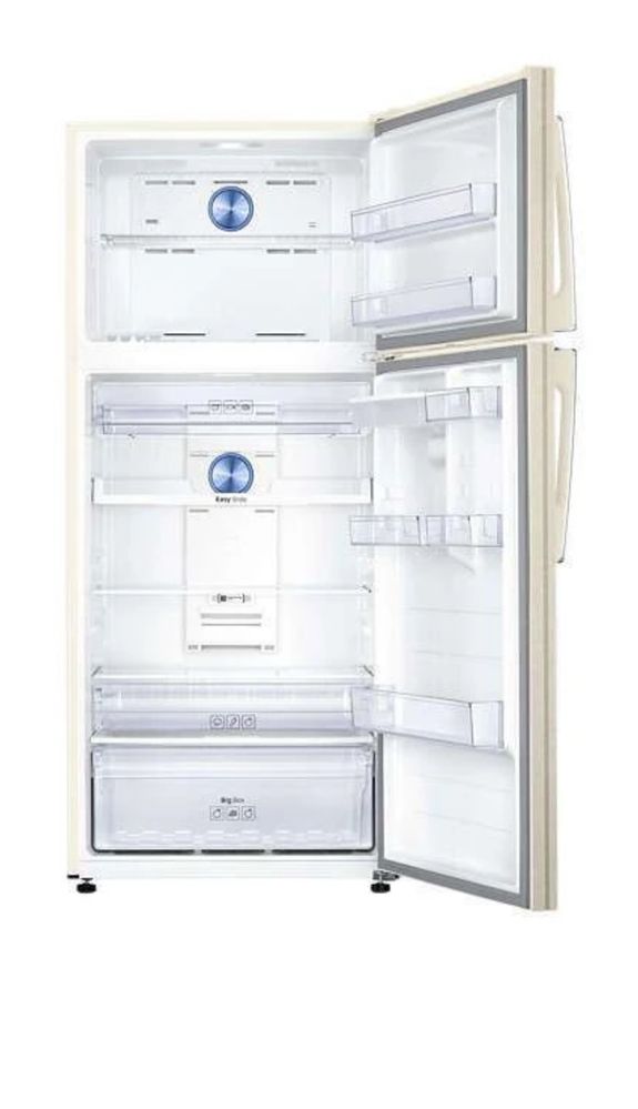 Холодильник Samsung