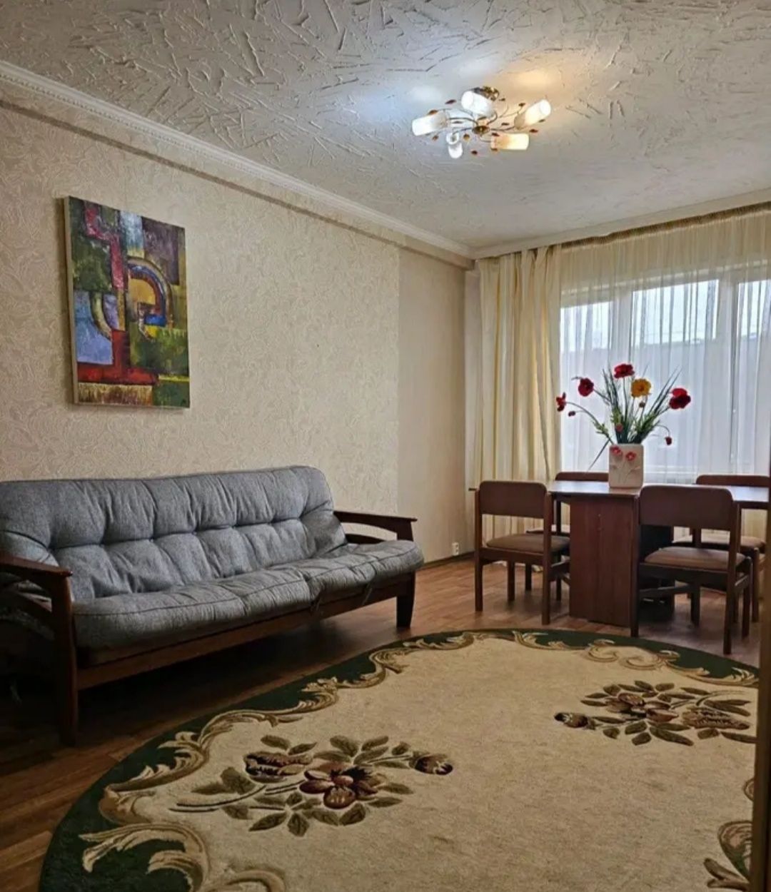 Продается 4-х комнатная б.Гагарина