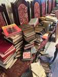 Книги разные, много книг, разные жанры, насчет цены договоримся..