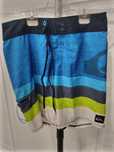 Шорты для плавания Quiksilver. 28 размер.