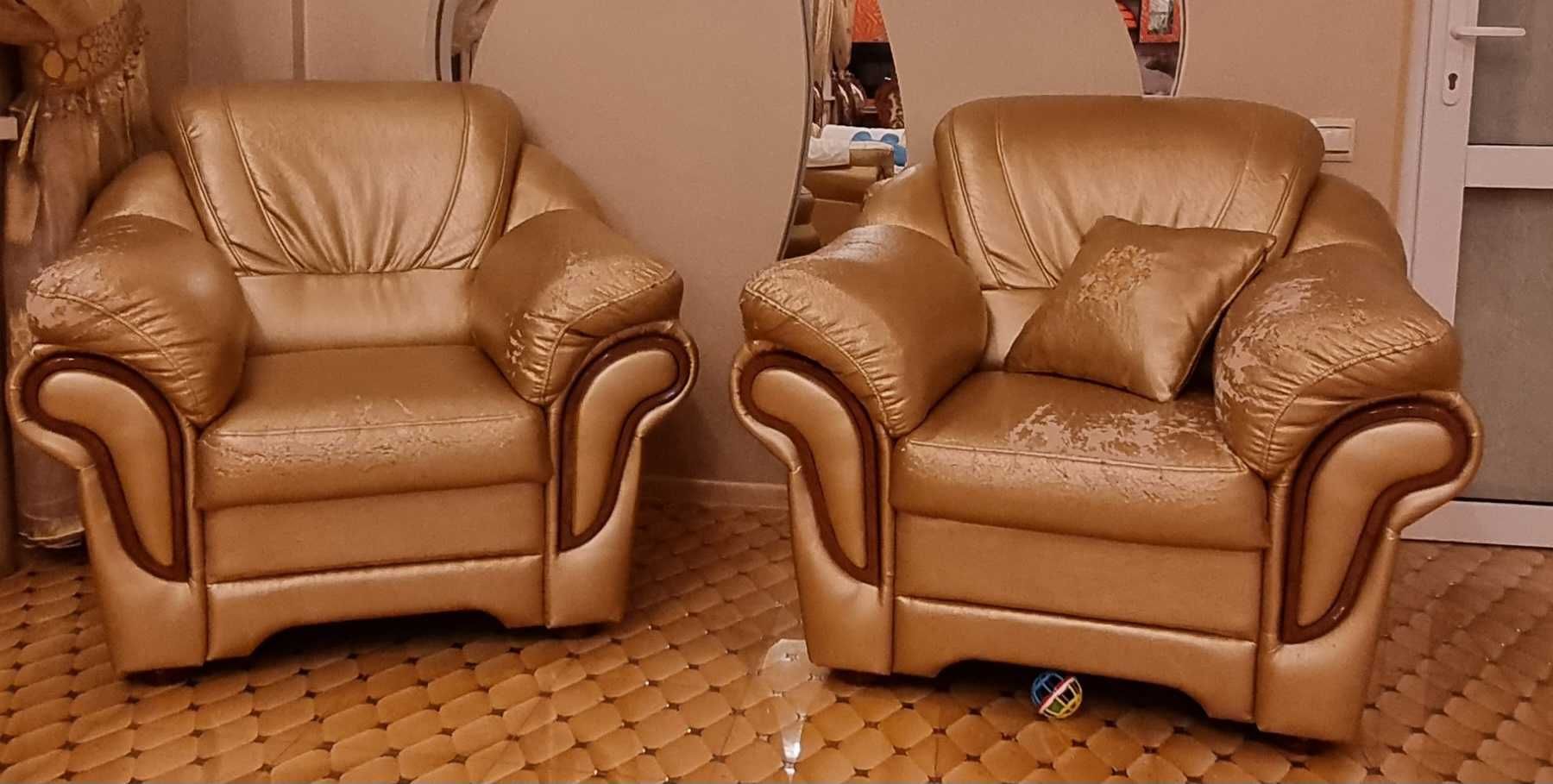 Диван с креслами
