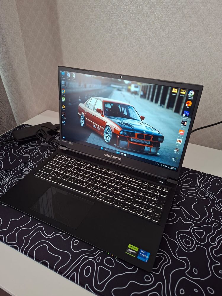 Продам игровой ноутбук GIGABYTE