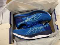 Asics GLIDERIDE беговые кроссовки. 48 размер
