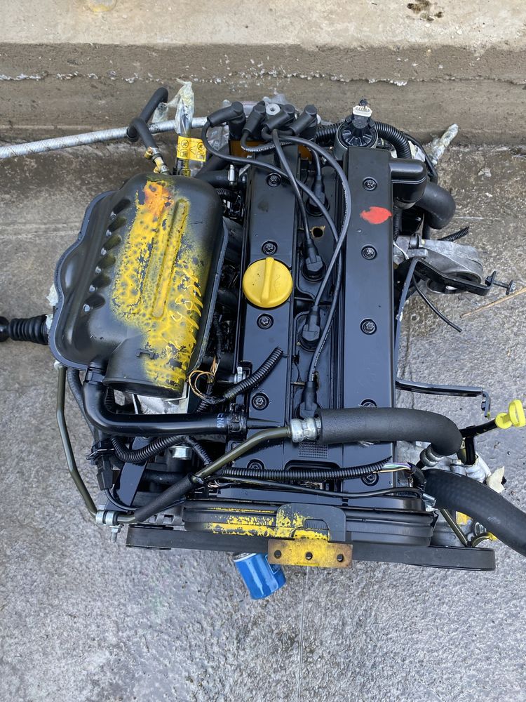 Двигатель  OPEL Z24SED