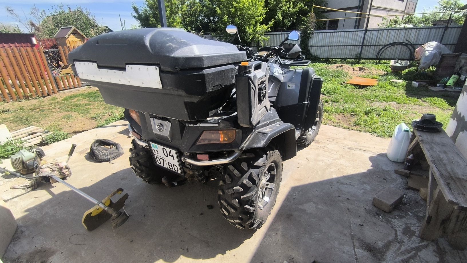 Квадроцикл Cf moto x8