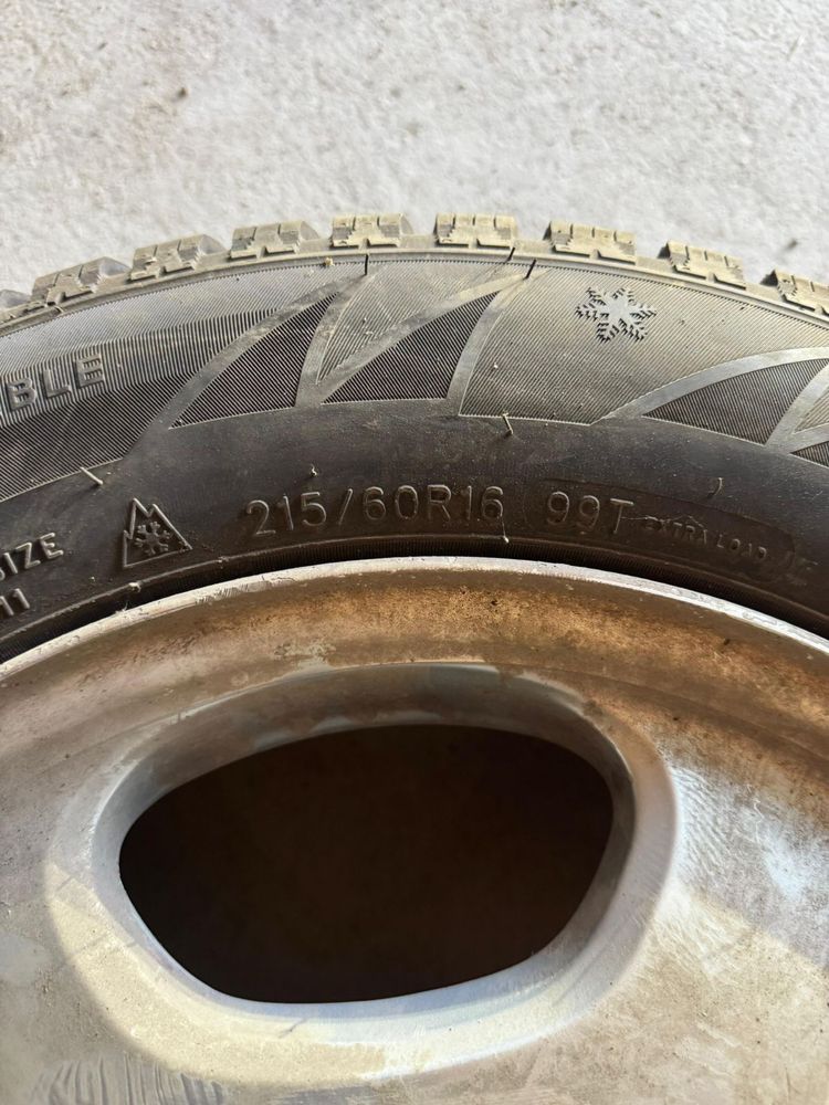 Продам Резину 215/60/16Диск Авангард Япония привозной Резина Сайлун 16