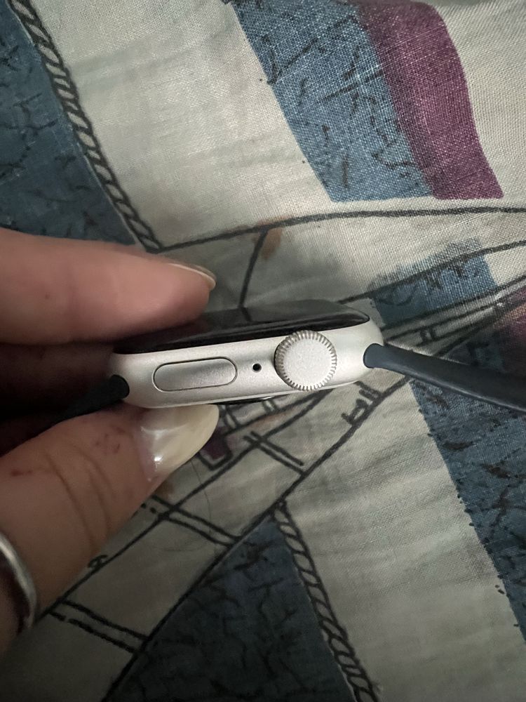 Apple Watch SE 2 Gen (2023) GPS S/M 40 мм серебристо синий