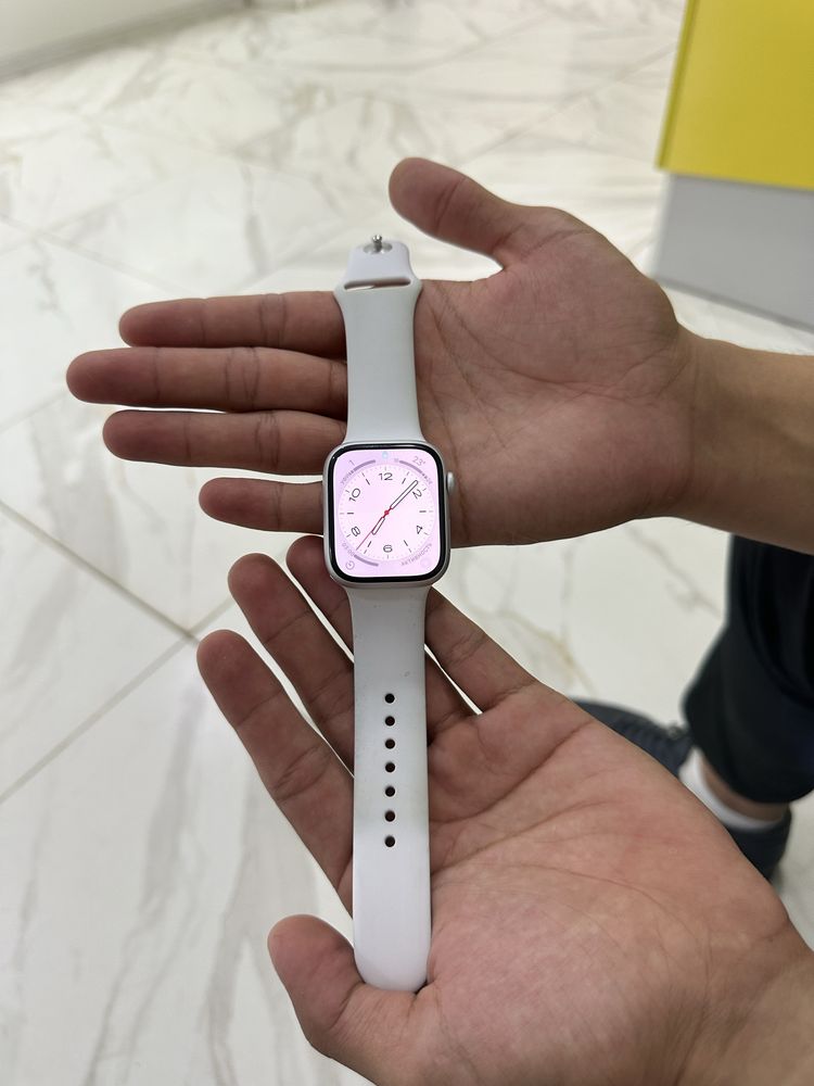 Apple watch series 8 ,45 mm