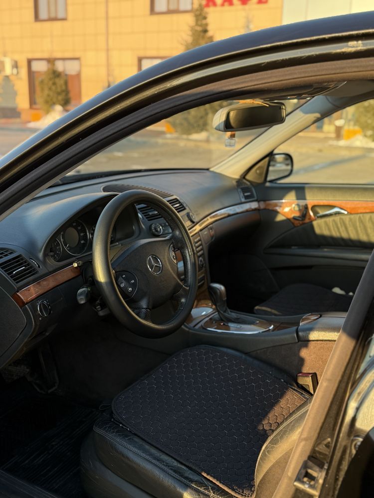 мерседес w211 3.2 объем в хорошем состояний