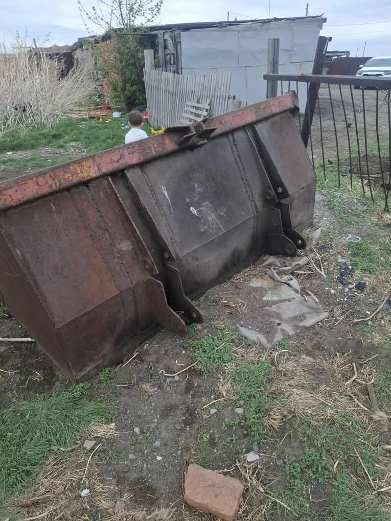 Продам ковш на мтз