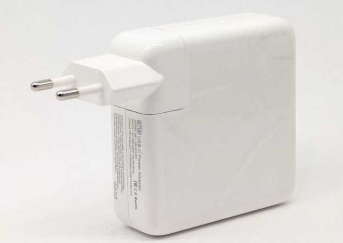 MacBook iPad зарядка Type-C штекер