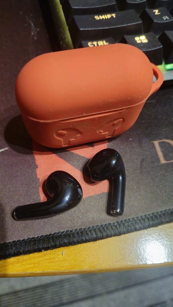 Беспроводные наушники Bluetooth