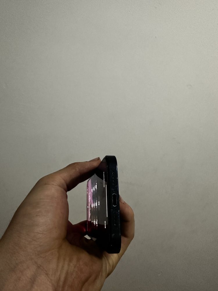 Iphone 12 продам срочно