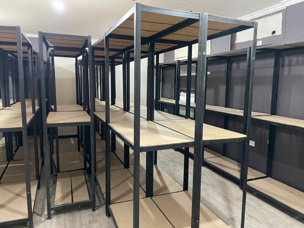 Продам складские стеллажи