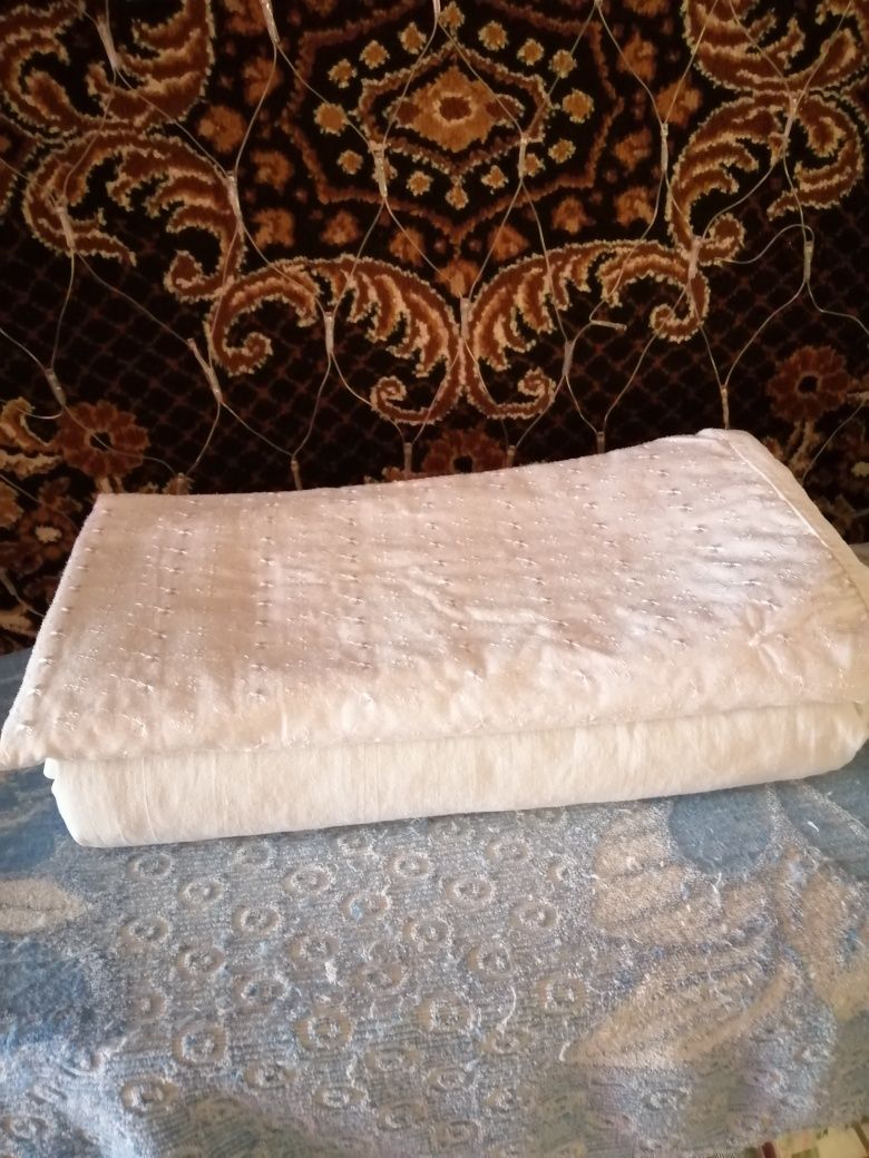 Продам детское одеяло.