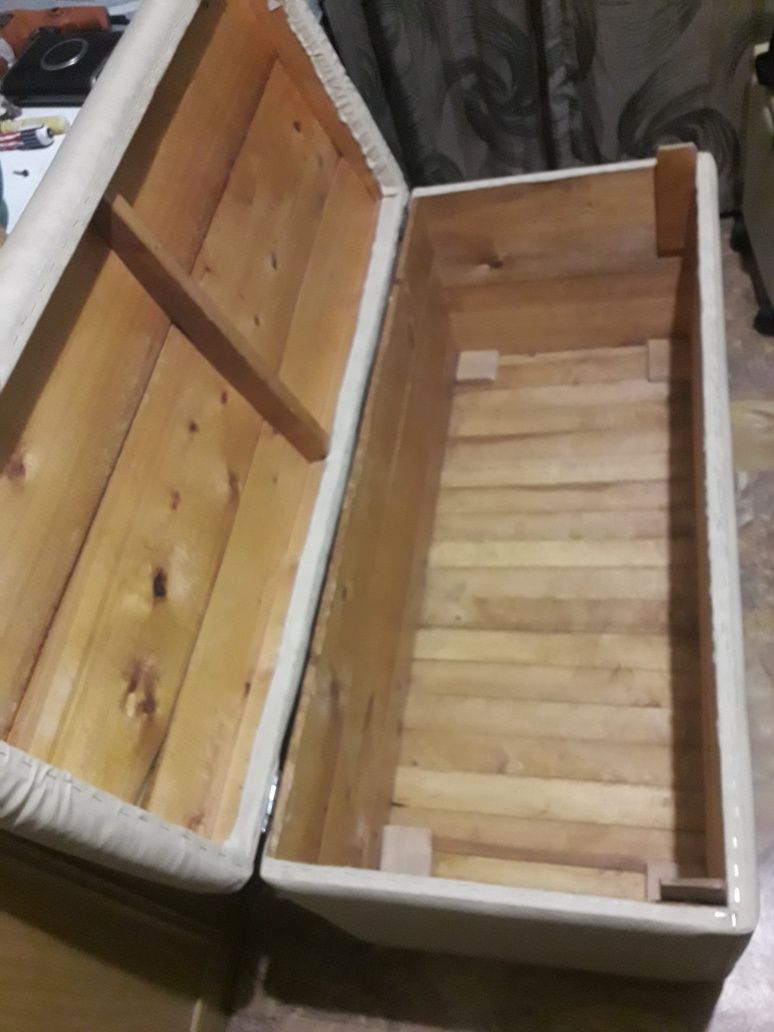 Продам большой пуфик-сундук, 2х местный, банкетка, прикроватный пуфик