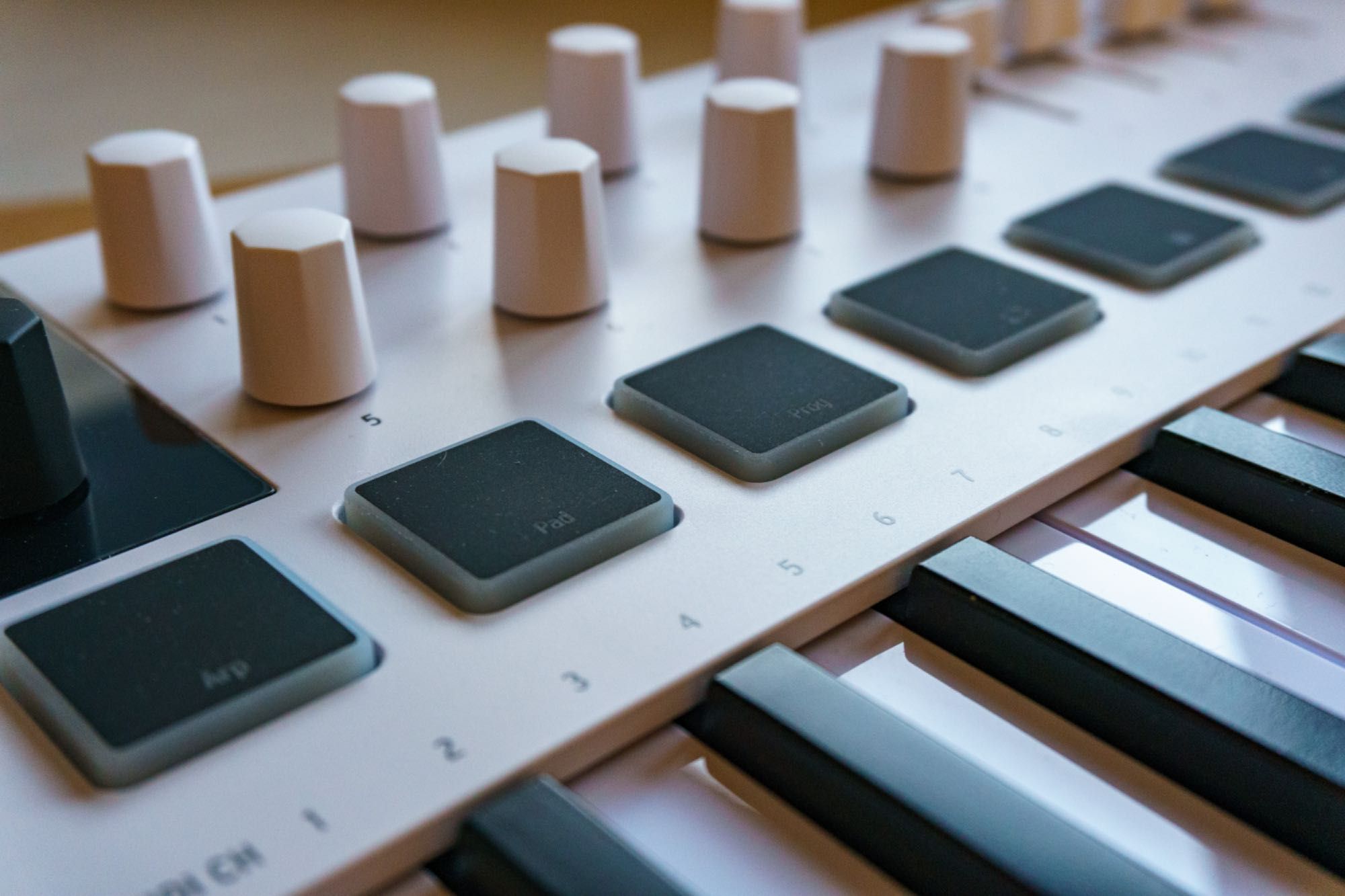 MIDI-клавиатура Arturia MiniLab 3