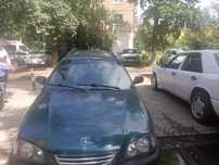 Машина Toyota Avensis универсал.2000г , автомат,пробег 286000км,