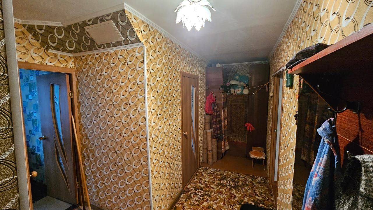 Продам 2 комнатную квартиру.