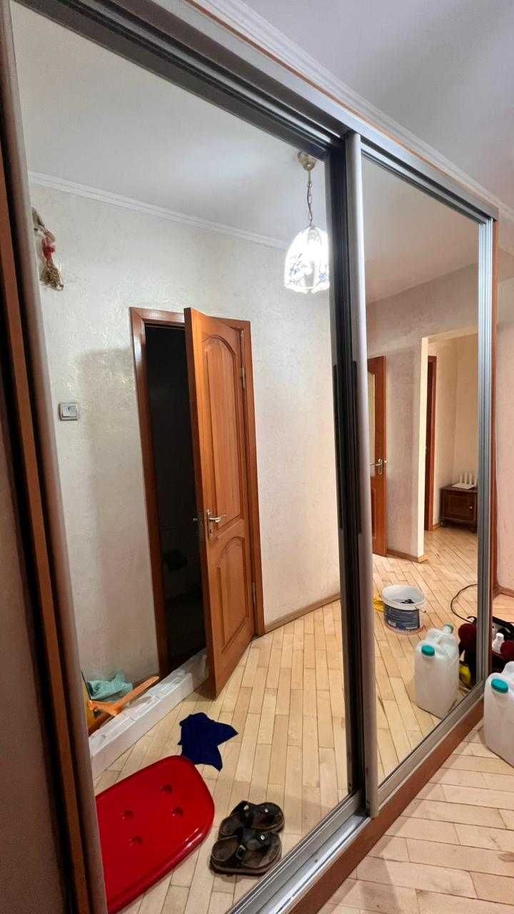 Шкаф-купе, в отличном состоянии