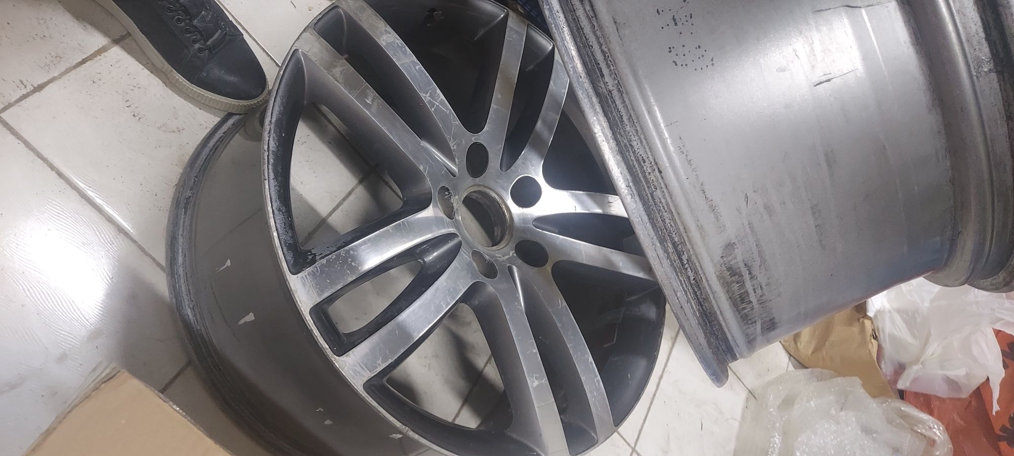 Диск оригинальный на Audi Q7 ,Touareg,Porsche Cayenne,