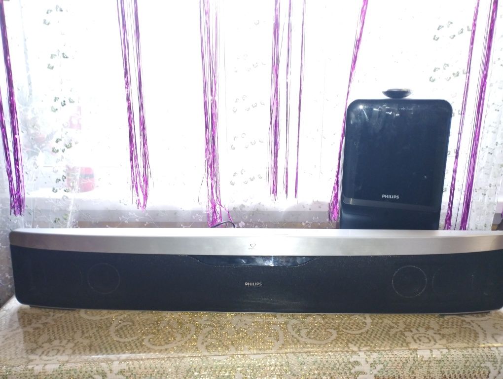 Саундбар Philips Home Theater HTS9140