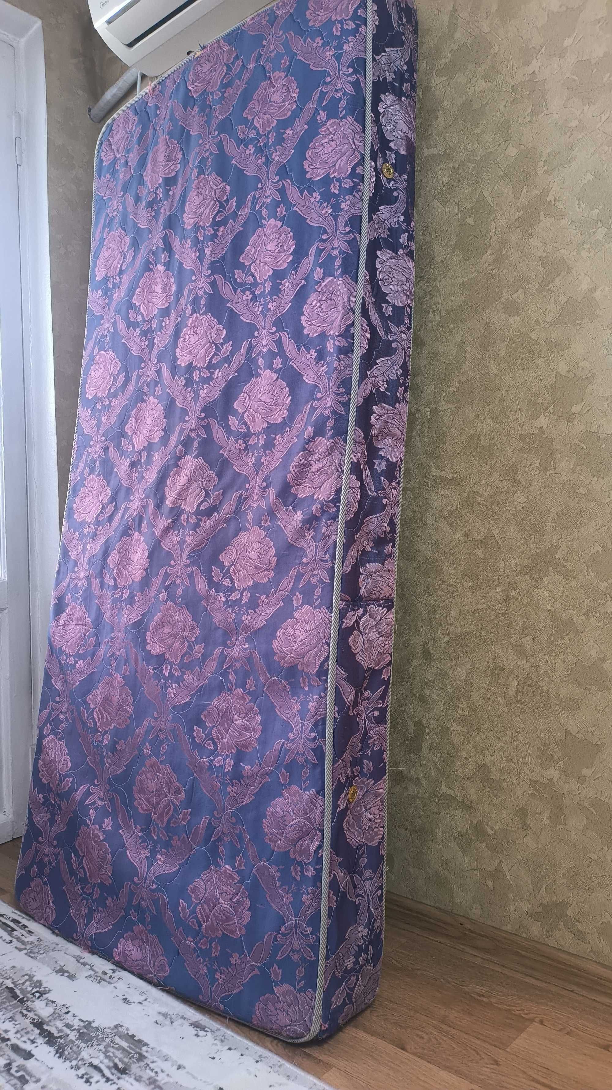 Мягкий матрас для спальни