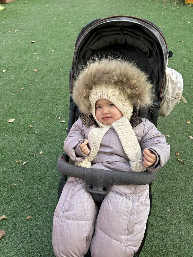 Куртка на девочку до 1,5-2 годика. FENDI brand.