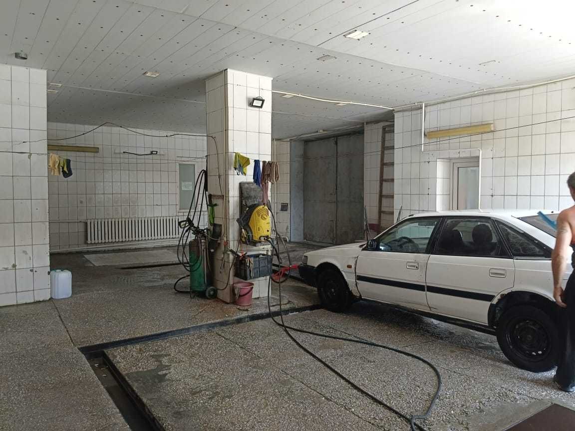 Автомойка на 3 поста, двухэтажное отдельно стоящее здание