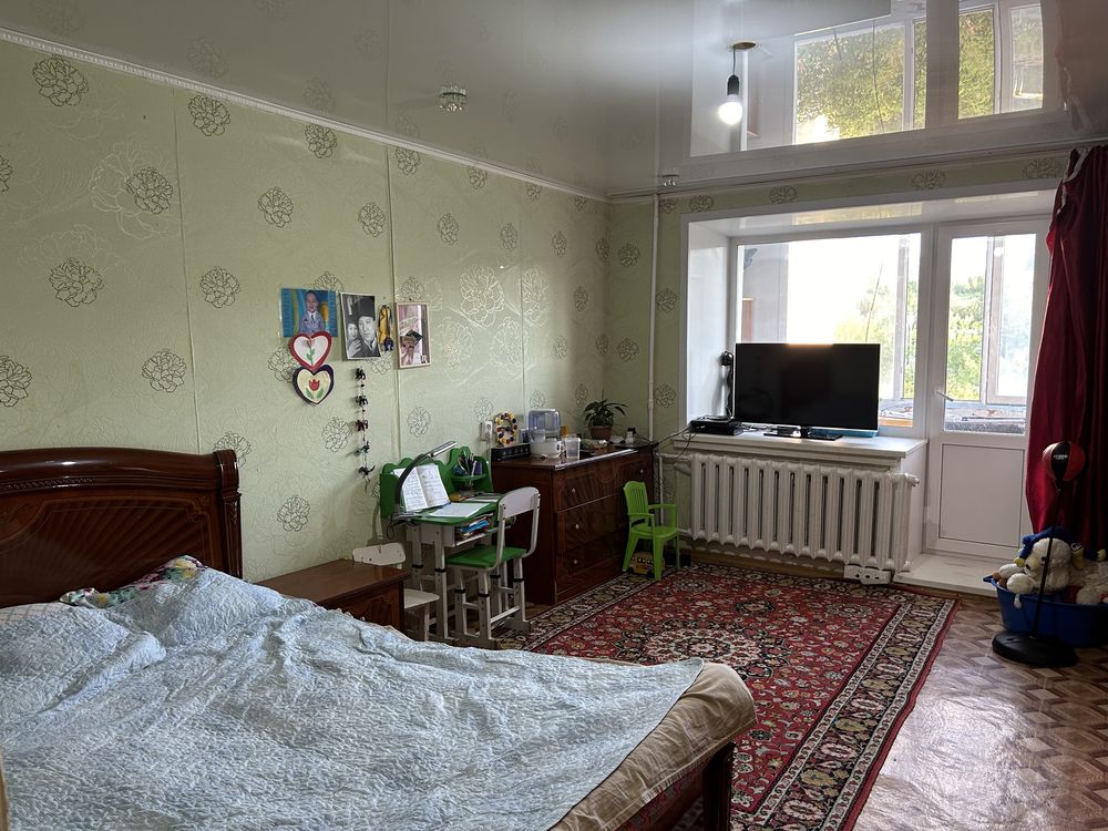 Продам 3 комн. квартиру в МКР
