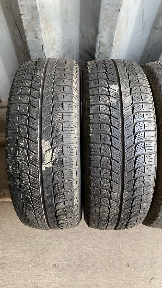 Комплект шин Michelin 185/60/15