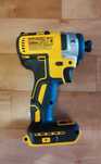 Продам импакт DEWALT DCF 887