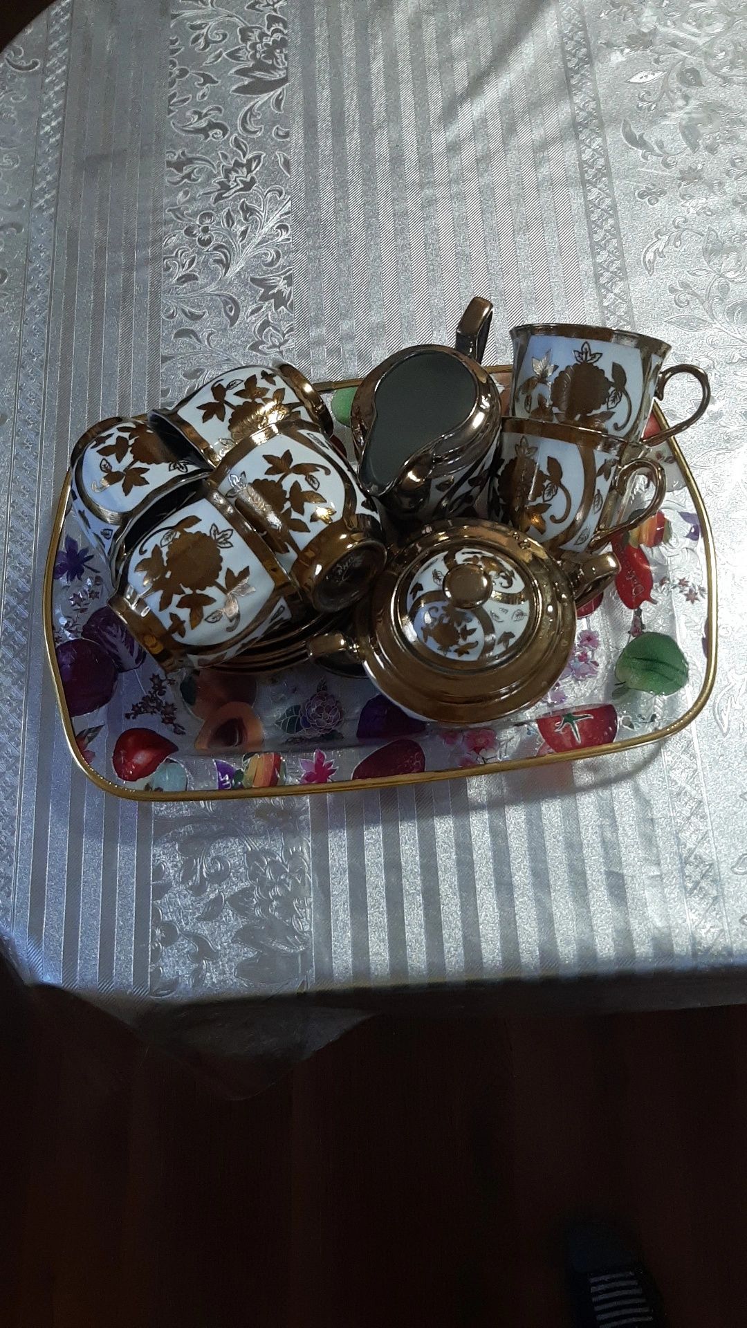 Продаёться чайный сервиз