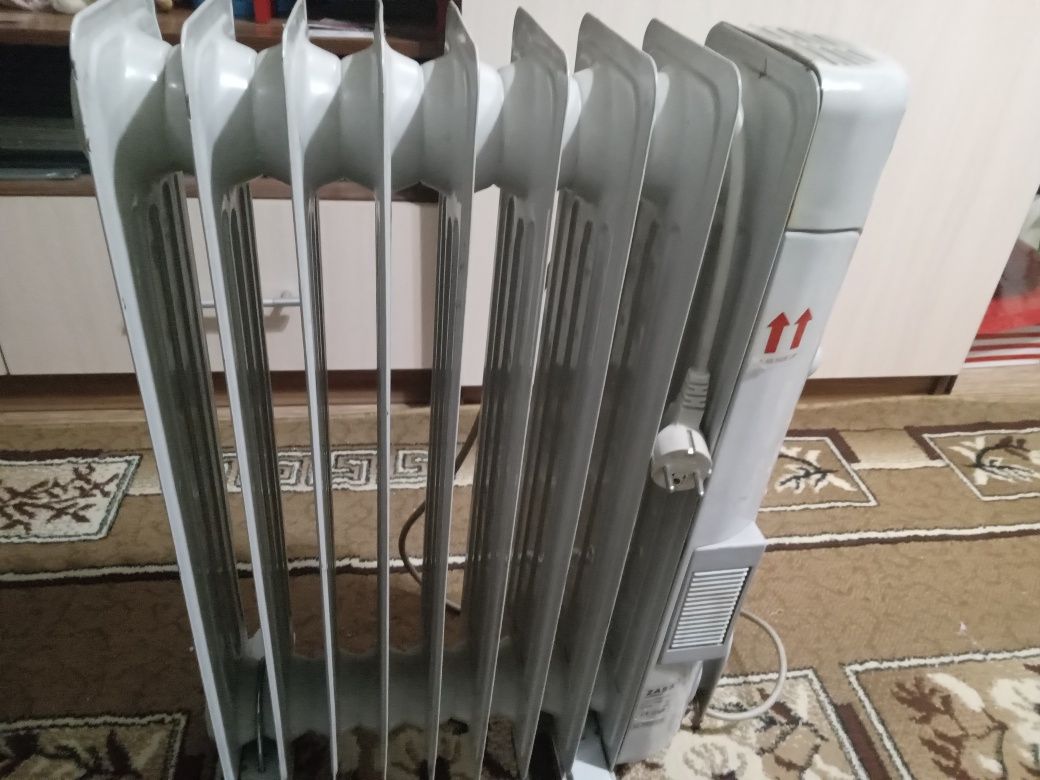 Продам масляный обогреватель