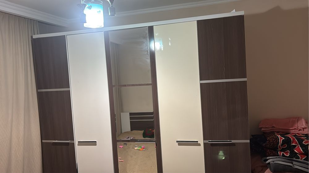 Спальный шарнитур продается