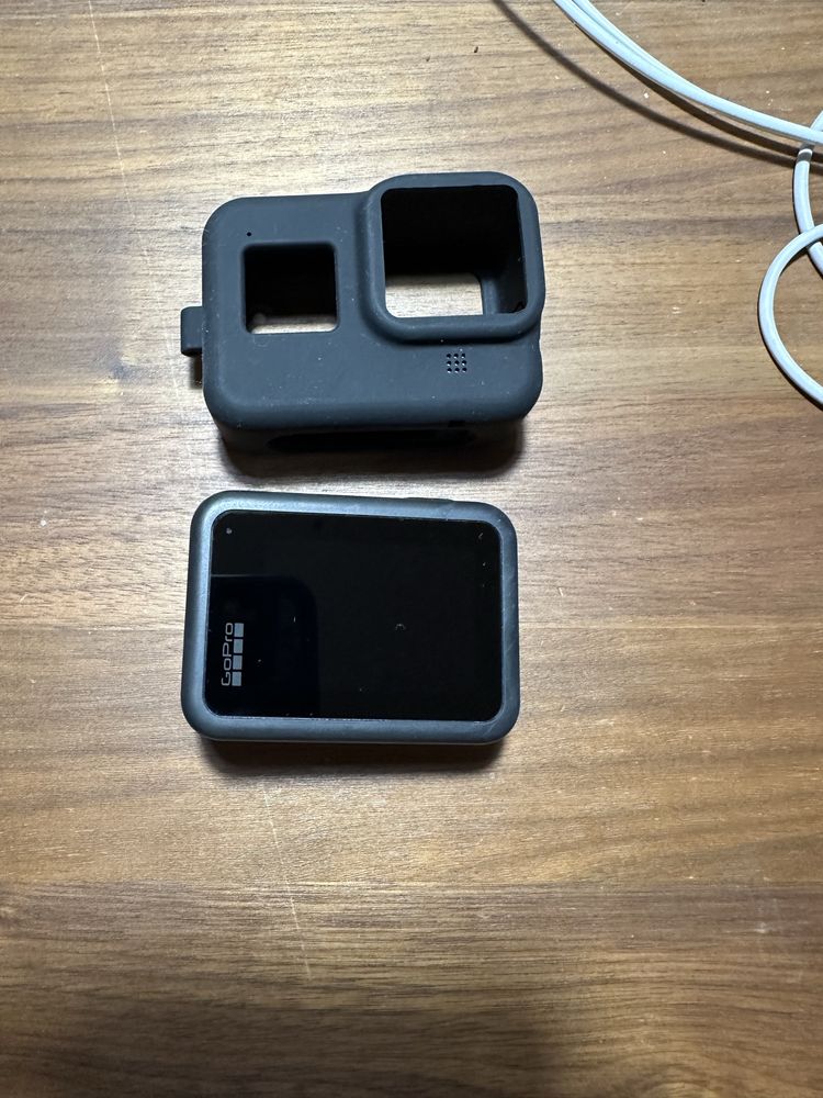 Продам GoPro Hero 8 black и аксессуары