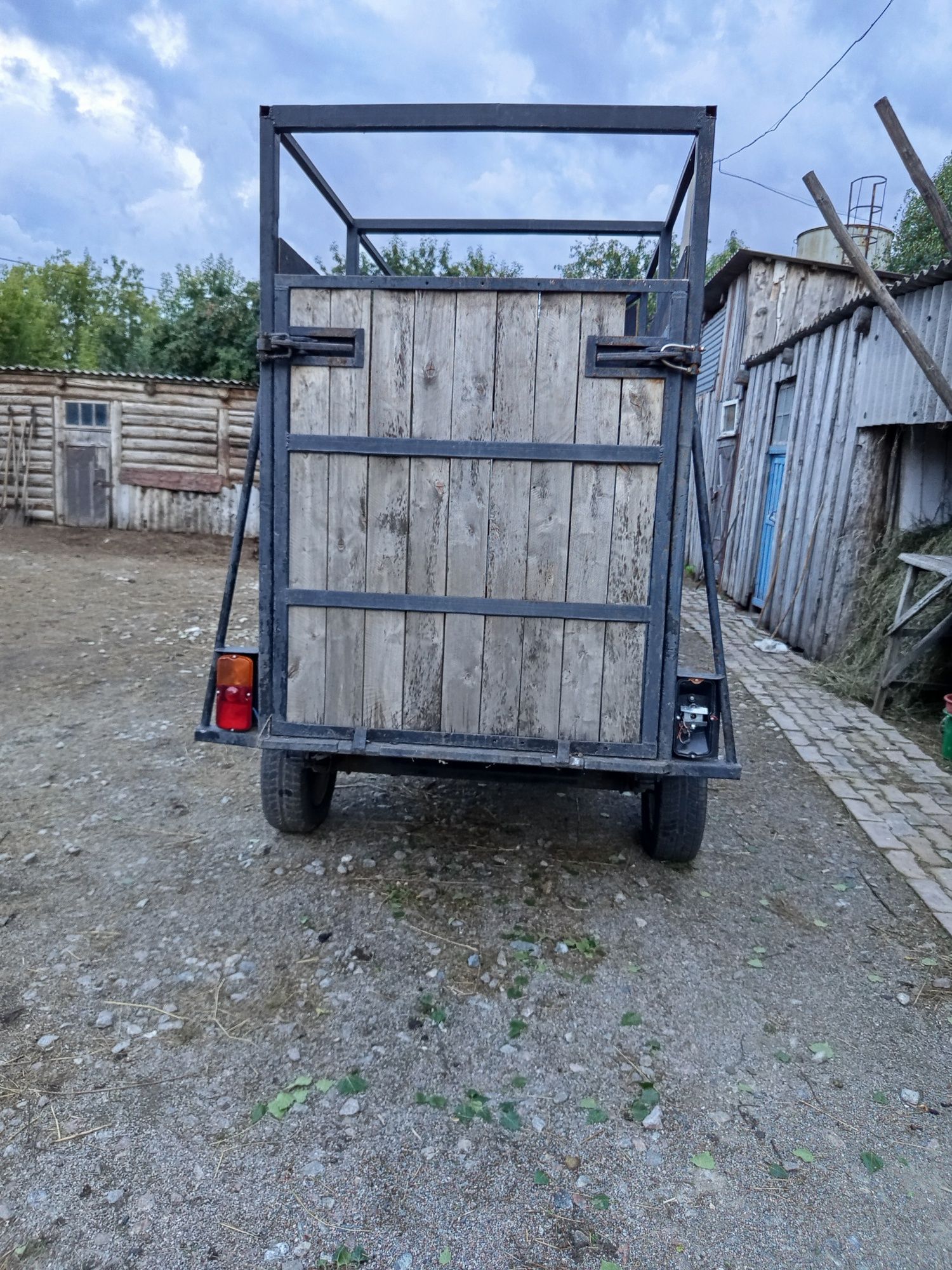 Продам коневозку