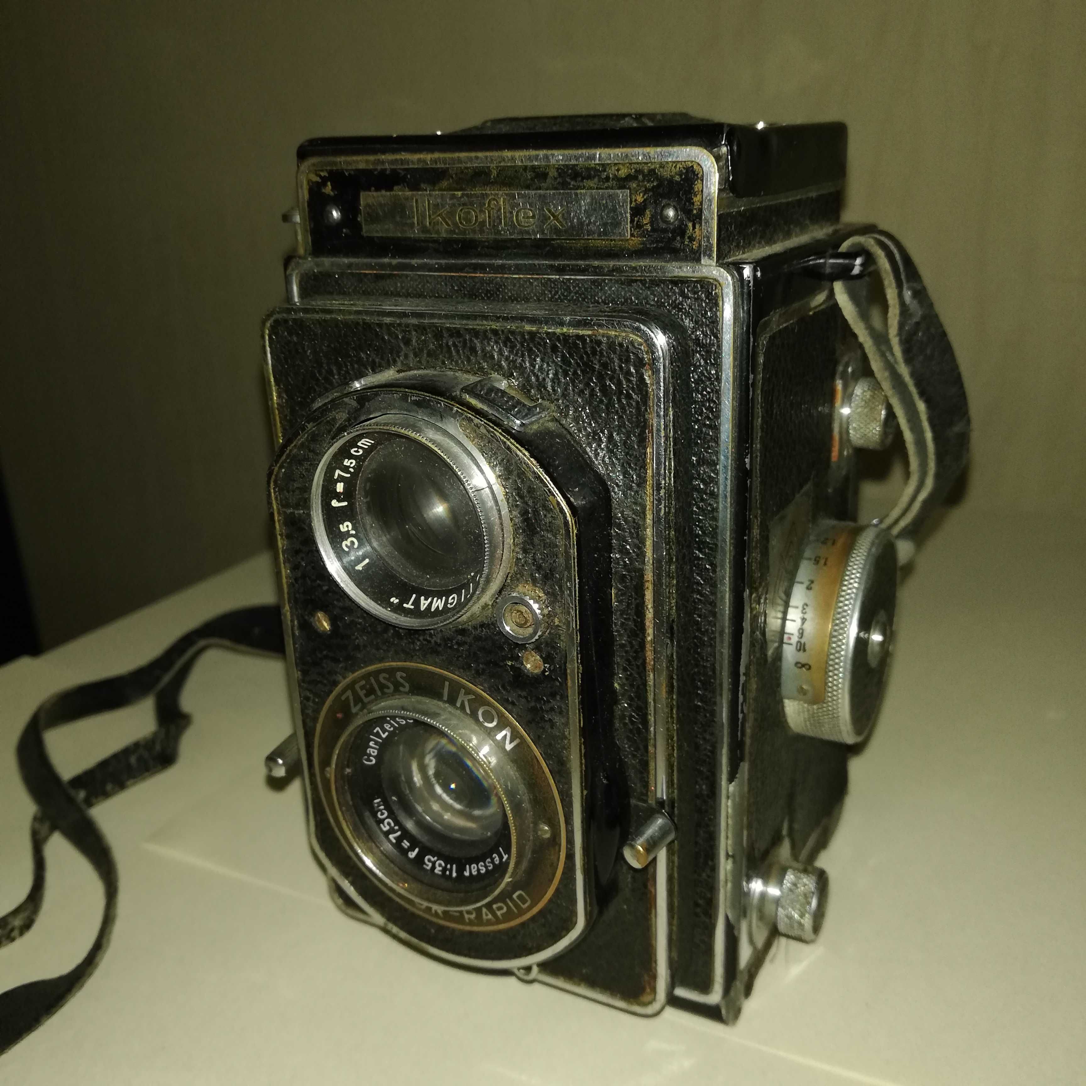 Фотоаппарат IKOFLEX ZEISS Ikon